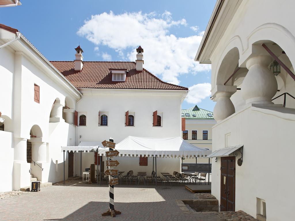 Dvor Podznoeva - Business Building Hotel Pskov Buitenkant foto