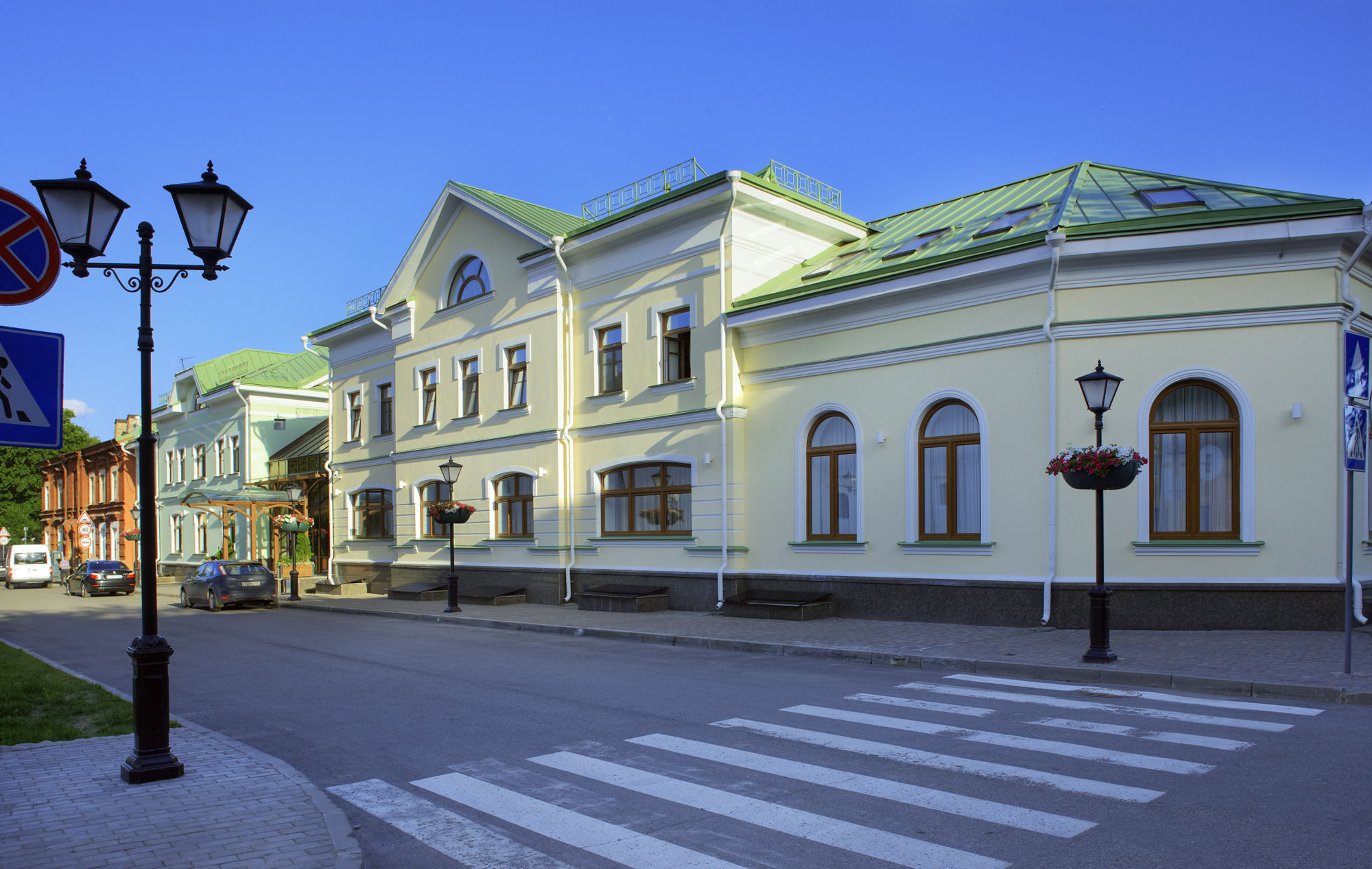 Dvor Podznoeva - Business Building Hotel Pskov Buitenkant foto